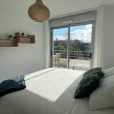 T2 Moderne Terrasse 2min Plages De Juan-les-pins! 昂蒂布